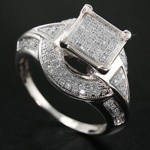 Women’s Designer Diamond Ring